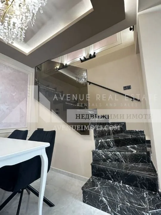 ЛУКСОЗЕН ИМОТ В СЪРЦЕТО НА гр.ПЛОВДИВ, кв. Център, 135 м²