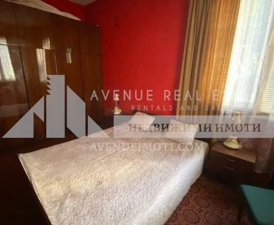 Продава Етаж от къща, гр.Пещера Пазарджик, област, 93000€, 134 м²