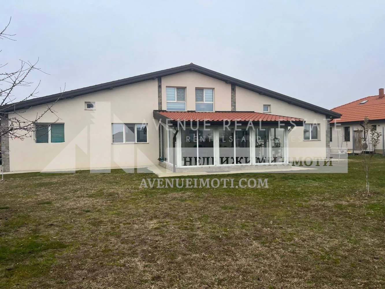 Продава Къща, Прослав Пловдив, 780000€, 1200 м²