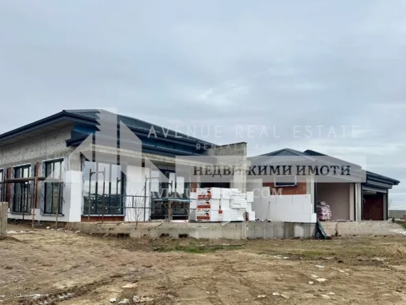 Продава Къща, с.Първенец Пловдив, област, 285000€, 432 м²