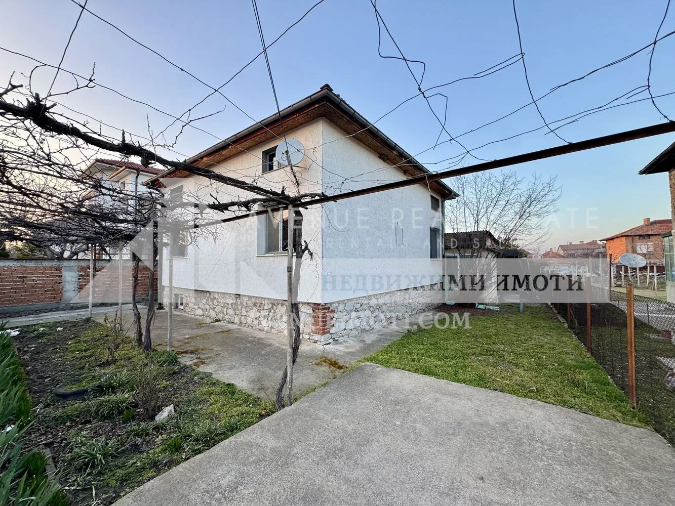 Къща в с. Крумово,Пловидв, кв. с.Крумово, Пловдив, област, 123 м²