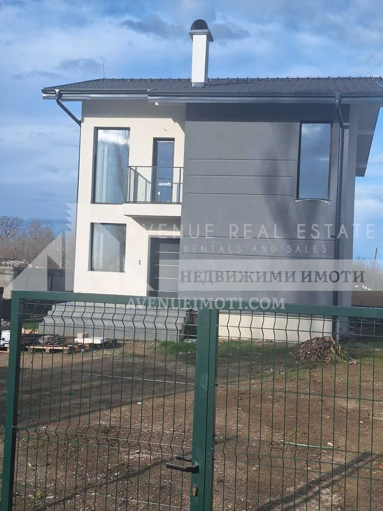 Продава Къща, с.Строево Пловдив, област, 229000€, 176 м²