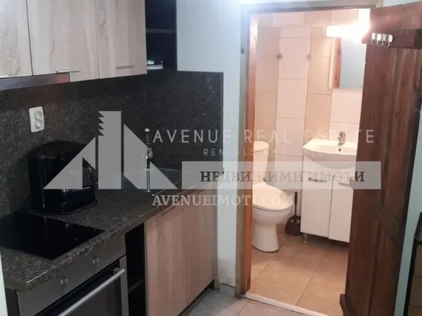 ПРИЗЕМЕН ЕТАЖ от къща в кв. Кючук Париж Пловдив, 44 м²