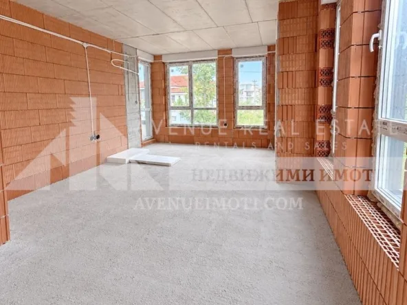 Продава 2-стаен, Остромила Пловдив, 107200€, 67 м²