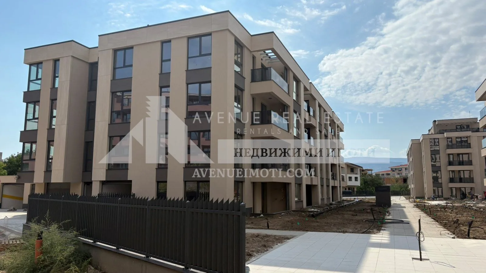 Двустаен апартамент в комплекс  AMINA RESIDENCE, кв. Южен, Пловдив, 72 м²